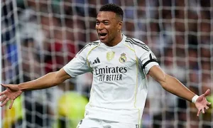 كيليان مبابي يصبح أصغر لاعب يصل إلى إنجاز أسطوري