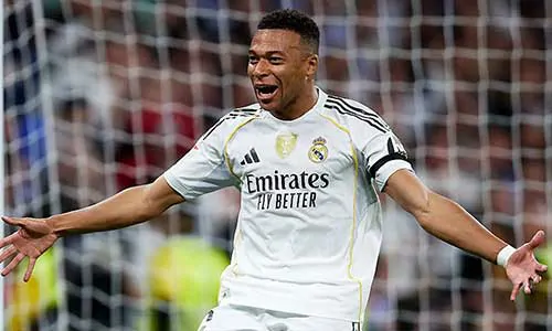 كيليان مبابي يصبح أصغر لاعب يصل إلى إنجاز أسطوري